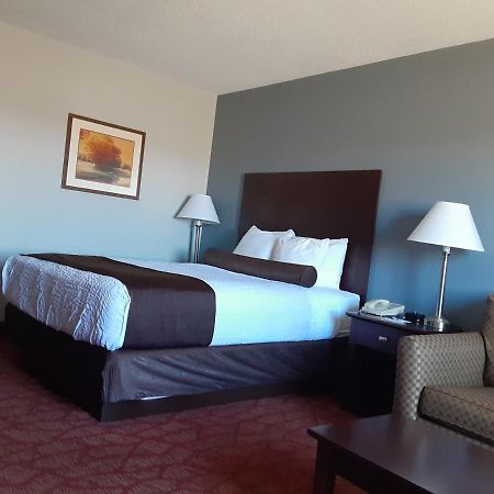 Boarders Inn & Suites By Cobblestone Hotels Superior Buitenkant foto