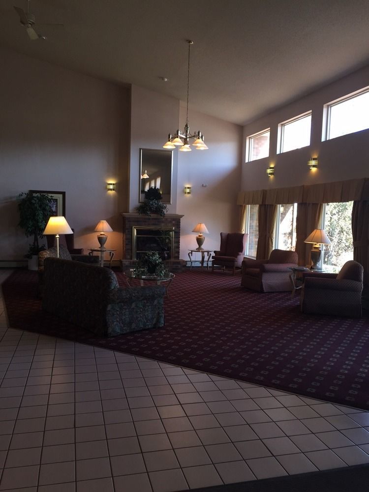 Boarders Inn & Suites By Cobblestone Hotels Superior Buitenkant foto